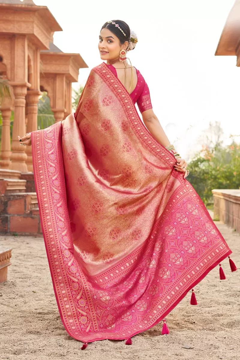 Peach Pink Beautiful Banarasi Silk Zari Weaving Casual Wear Saree